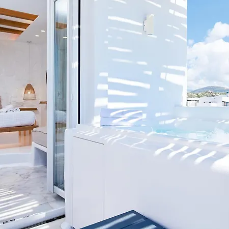 Dream On * Plaka (Naxos)